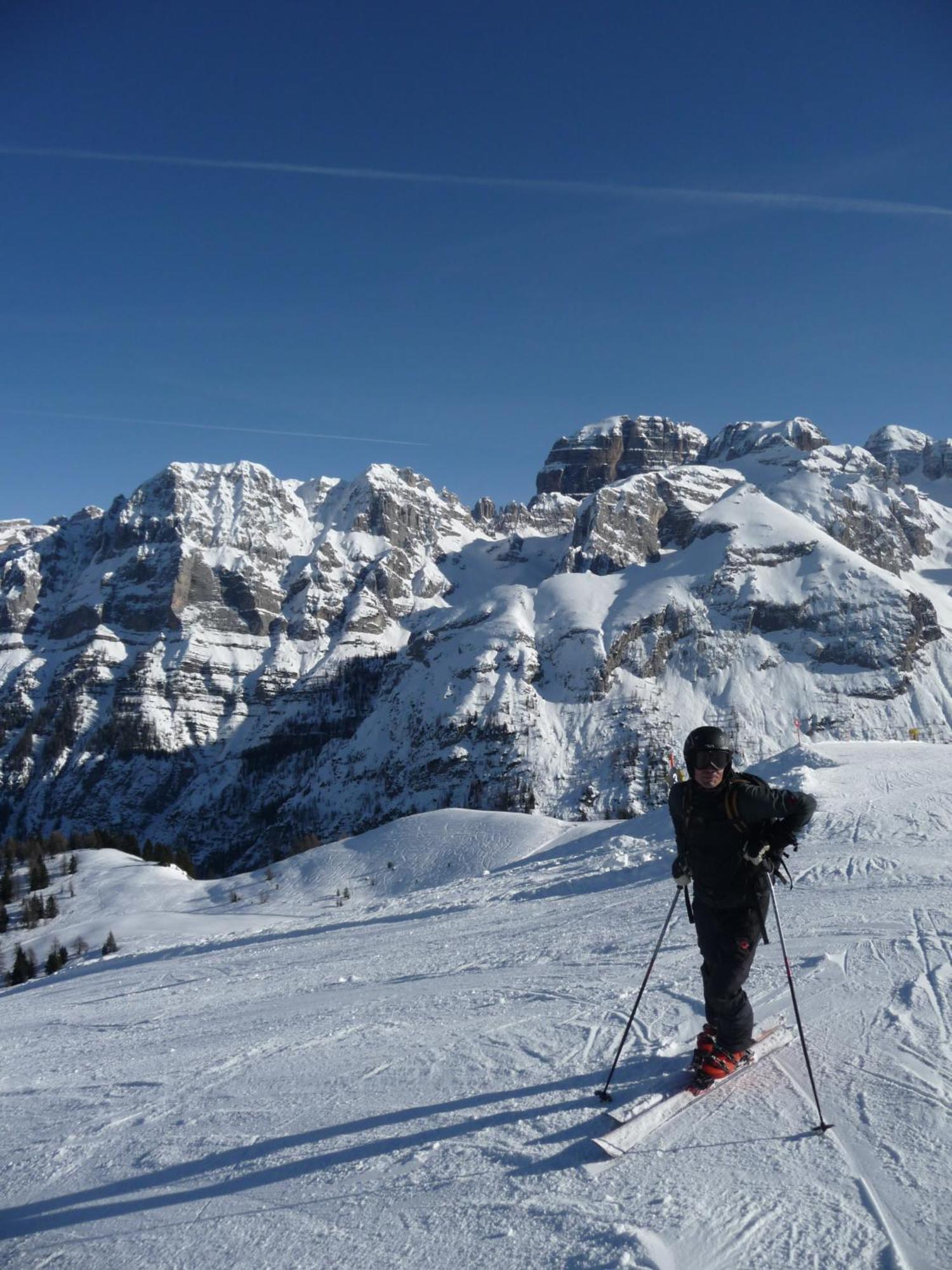 Hotel Lory - Molveno - Dolomiti Bagian luar foto
